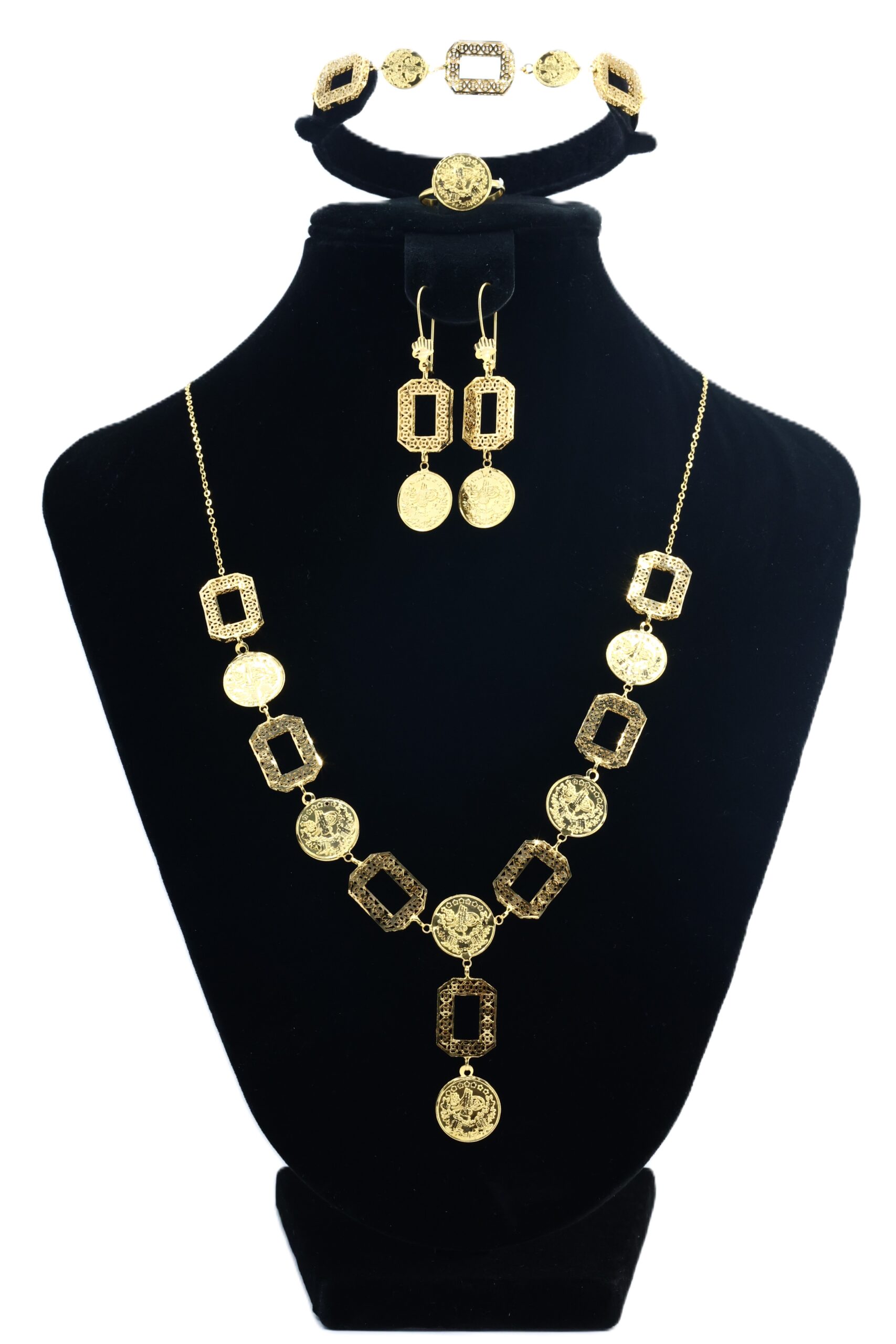 طقم ذهب عيار 21